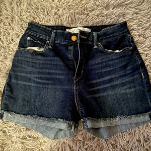 Levi’s dark wash high waisted shorts size 26.